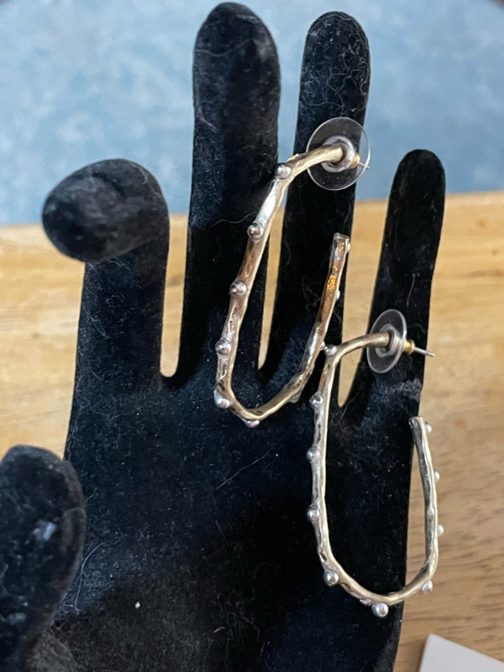 Oval hoop earring mix gold silver tone twig branch texture dots pierced 2 inch - Picture 6 of 11